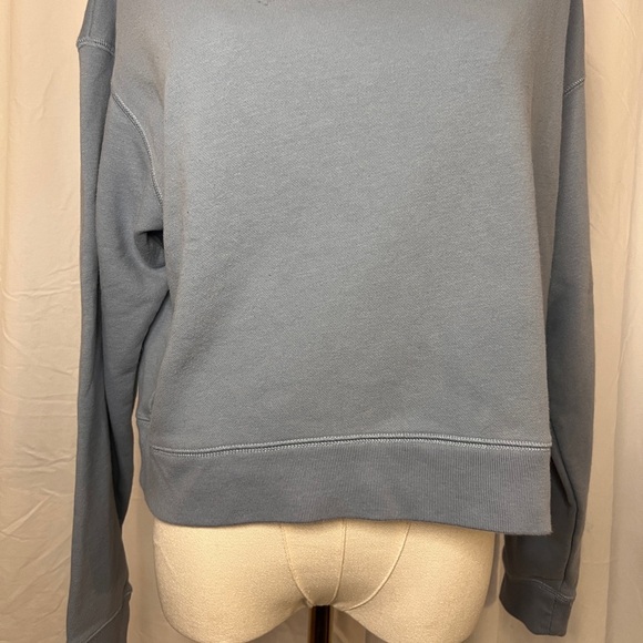 Uniqlo Purple Cropped Sweatshirt - Size L - Picture 4 of 13